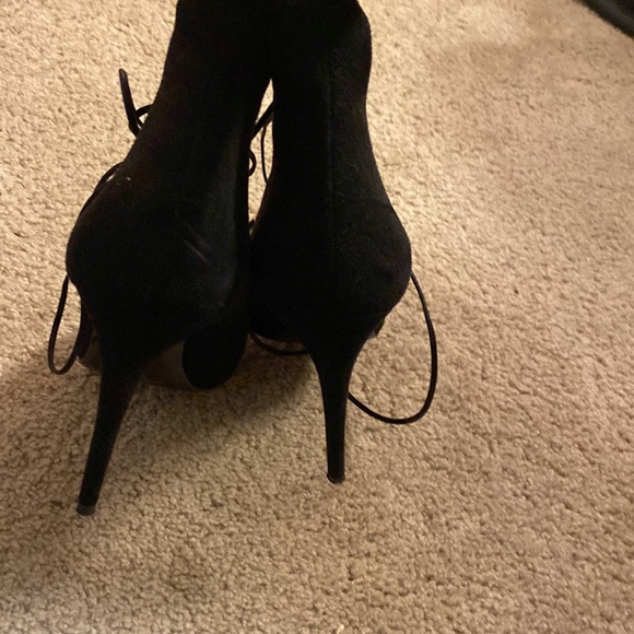 Pierre Hardy lace up heels - Picture 3 of 4